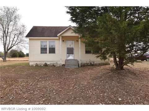 1107 Nixon, Lavaca, AR 72941 photo 1