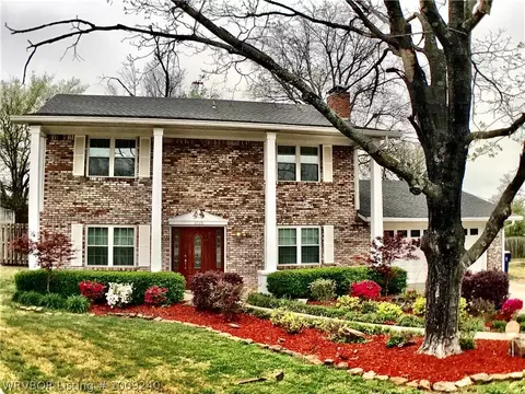 3708 Hendricks Cir, Fort Smith, AR 72903 photo 1