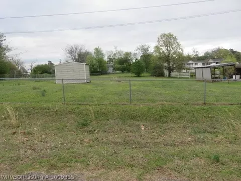 901 4th St, Hartford, AR 72938 photo 2