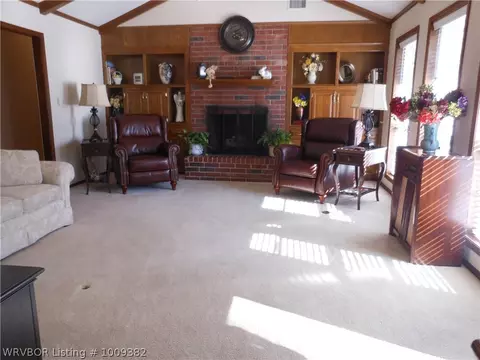 4213 89th St, Fort Smith, AR 72903 photo 2