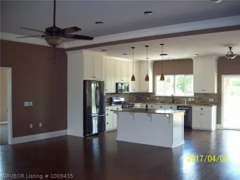 200 S 20th, Ozark, AR 72949 photo 6