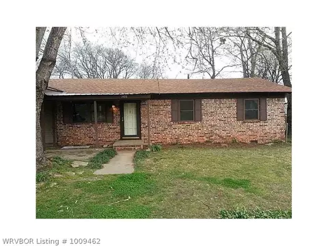 1408 H St, Barling, AR 72923 photo 1