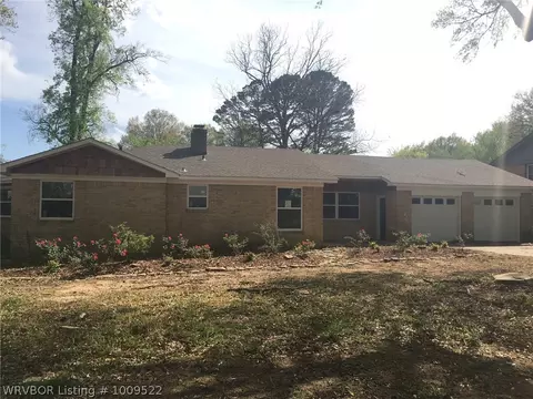 3020 Beverly Dr, Fort Smith, AR 72901 photo 1
