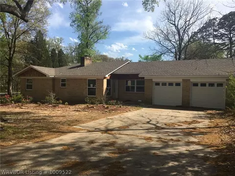 3020 Beverly Dr, Fort Smith, AR 72901 photo 2