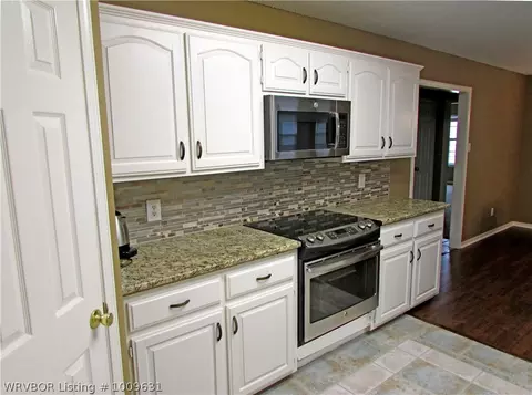 3104 Carrington Pointe Rd, Fort Smith, AR 72903 photo 4