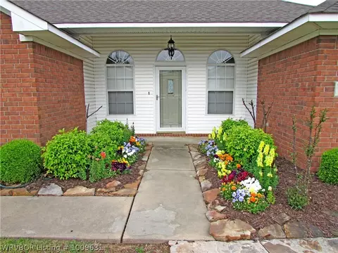3104 Carrington Pointe Rd, Fort Smith, AR 72903 photo 2