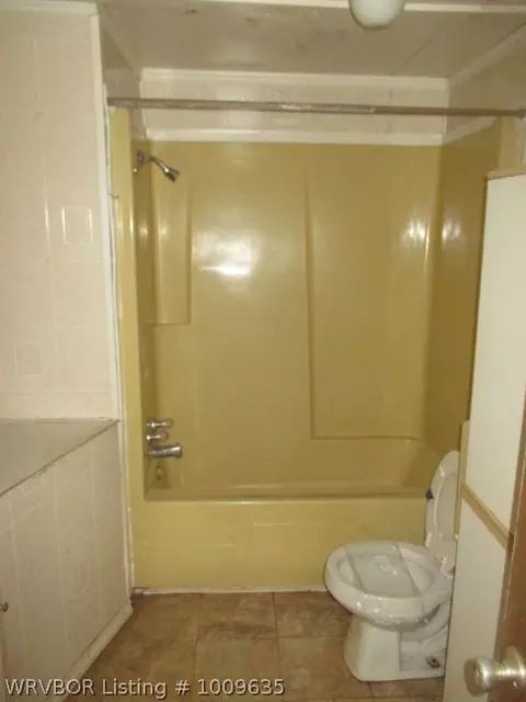 1002 A St, Barling, AR 72923 photo 12