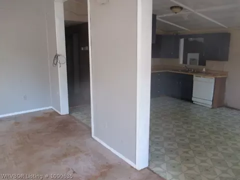1002 A St, Barling, AR 72923 photo 5