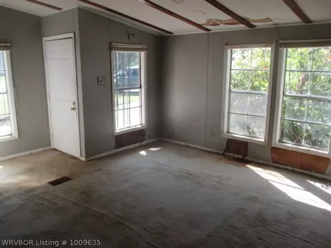 1002 A St, Barling, AR 72923 photo 3