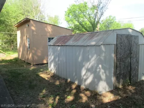 1002 A St, Barling, AR 72923 photo 17