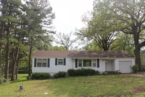 1814 Independence, Fort Smith, AR 72901 photo 3