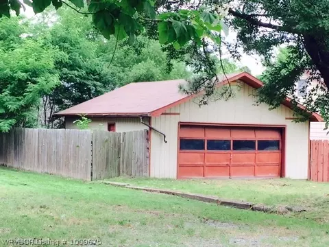 1323 Brazil Ave, Fort Smith, AR 72908 photo 3
