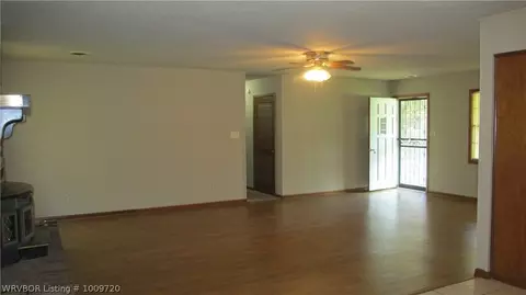 906 N 3rd St, Paris, AR 72855 photo 2