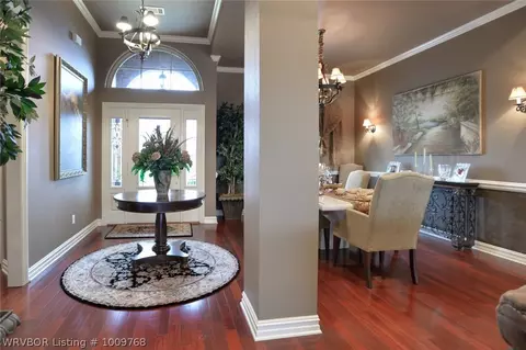 408 Crescent Dr, Fort Smith, AR 72916 photo 4