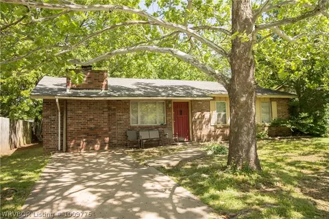 8815 Gary St, Fort Smith, AR 72903 photo 2