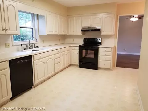 1300 N 57th Ter, Fort Smith, AR 72904 photo 4