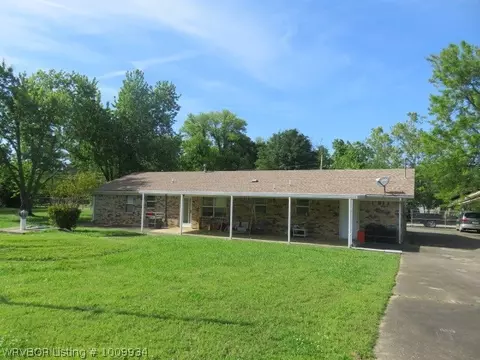 801 5th St, Waldron, AR 72958 photo 5
