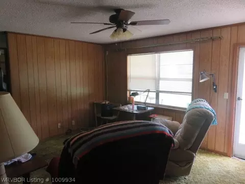 801 5th St, Waldron, AR 72958 photo 8