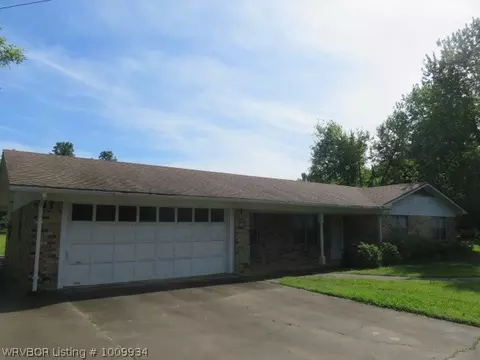 801 5th St, Waldron, AR 72958 photo 1