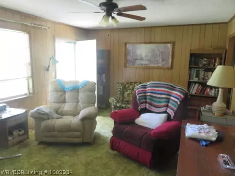 801 5th St, Waldron, AR 72958 photo 11
