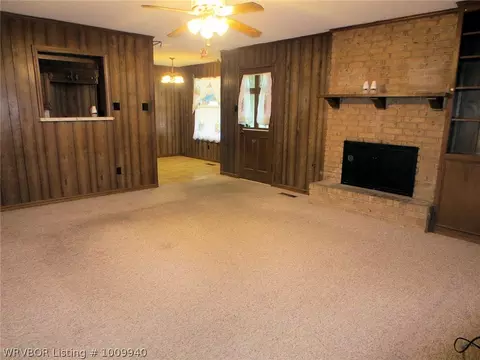 8305 Clover Dr, Fort Smith, AR 72908 photo 5