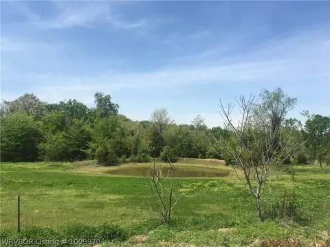 7221 Slaytonville Rd, Hackett, AR 72937 photo 3