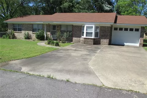 403 Taylor, Paris, AR 72855 photo 1
