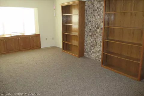 403 Taylor, Paris, AR 72855 photo 3