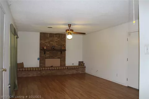 203 S 23rd Ter, Fort Smith, AR 72908 photo 3