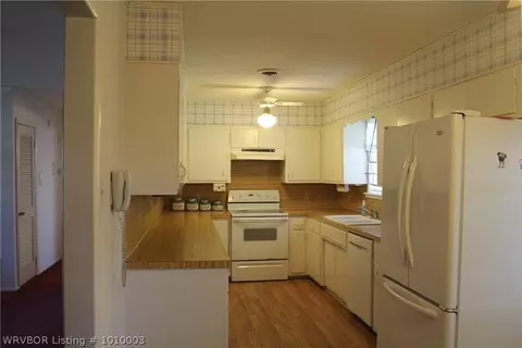 203 S 23rd Ter, Fort Smith, AR 72908 photo 4