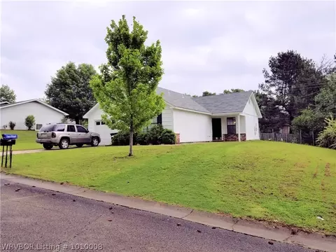 1310 Northwoods Dr, Alma, AR 72921 photo 1