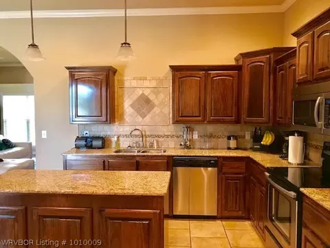 1800 Fairbanks Dr, Barling, AR 72923 photo 8