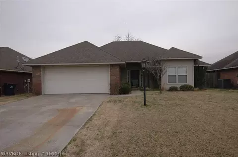 7713 S 25 St, Fort Smith, AR 72908 photo 1