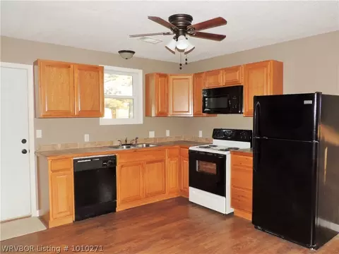 804 Morris St, Pocola, OK 74902 photo 7