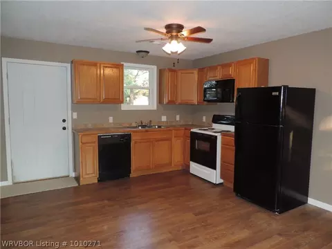 804 Morris St, Pocola, OK 74902 photo 10