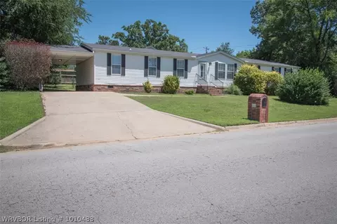 902 J St, Barling, AR 72923 photo 27
