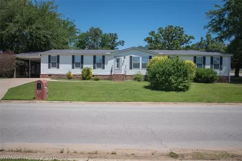 902 J St, Barling, AR 72923 photo 1