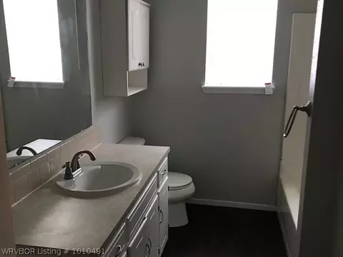 8241 Ouachita Cir, Hackett, AR 72937 photo 9