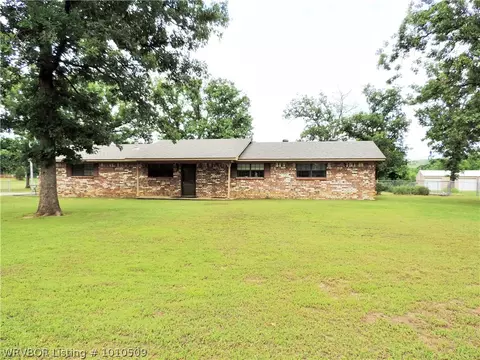 407 Ellis Loop, Pocola, OK 74902 photo 1