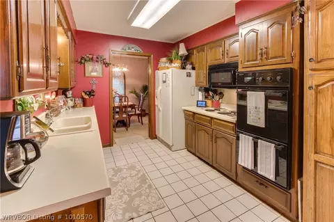 1313 58th Ter, Fort Smith, AR 72904 photo 5