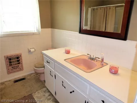 706 E Gary St, Greenwood, AR 72936 photo 9