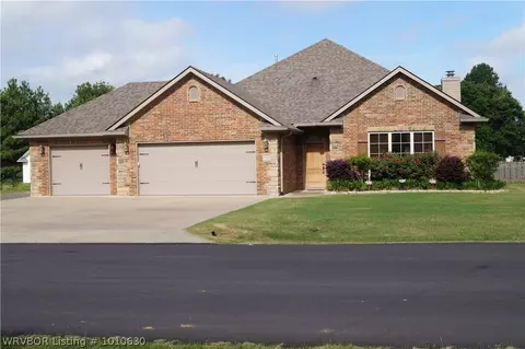417 Oak St, Hackett, AR 72937 photo 2