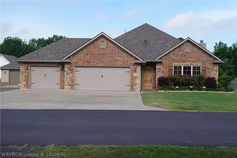 417 Oak St, Hackett, AR 72937 photo 1