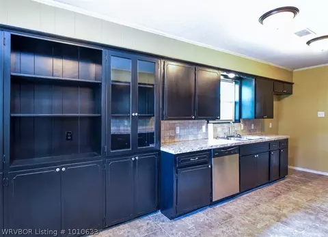 1905 46th Ter, Fort Smith, AR 72904 photo 10