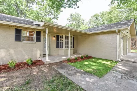 1905 46th Ter, Fort Smith, AR 72904 photo 4