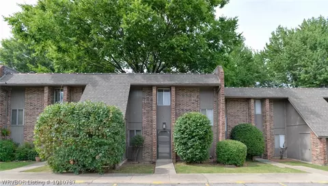 1500 S Albert Pike Ave #11, Fort Smith, AR 72903 photo 1