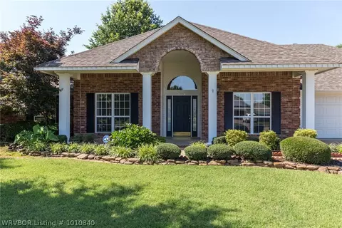 6404 Fieldcrest Dr, Fort Smith, AR 72908 photo 2
