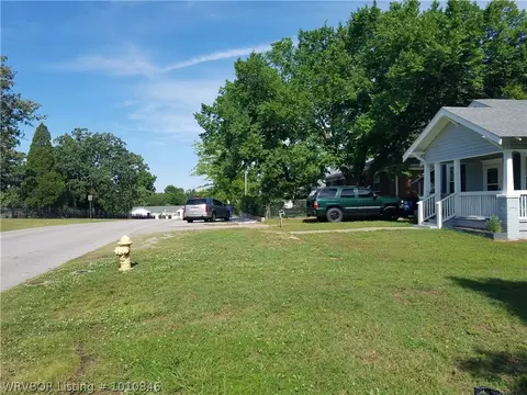 2717 Dodson Ave, Fort Smith, AR 72901 photo 4
