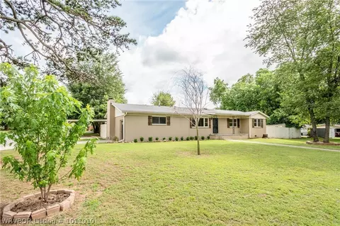 722 Martin Dr, Fort Smith, AR 72908 photo 3