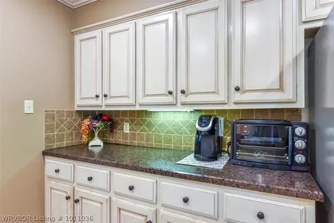 702 E Pryor Ave, Pocola, OK 74902 photo 11